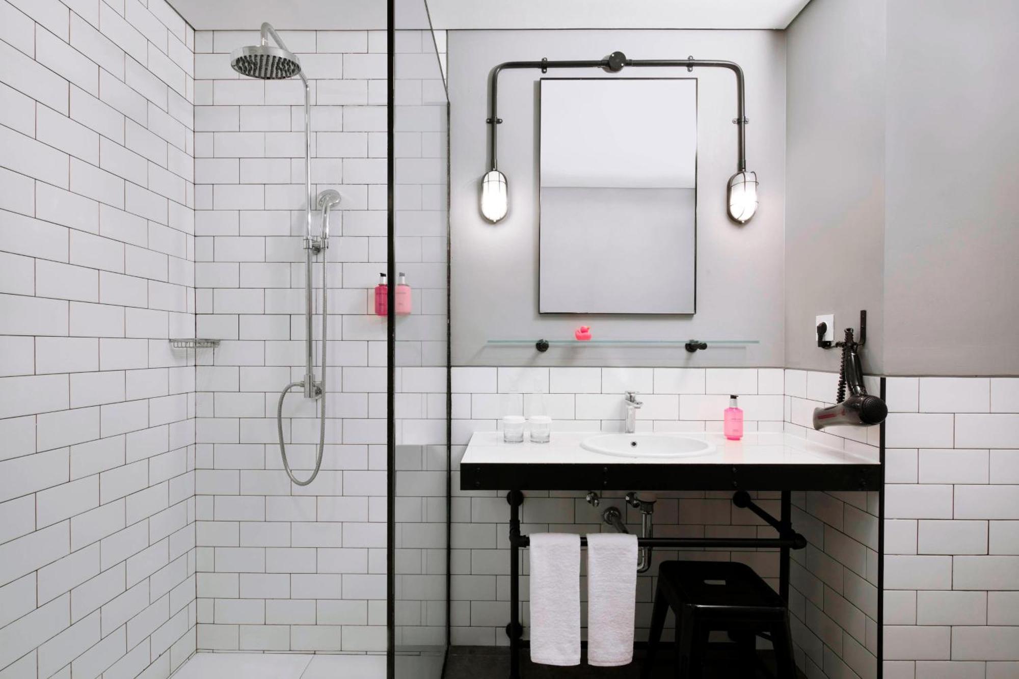 Hotel Moxy Bandung Zewnętrze zdjęcie
